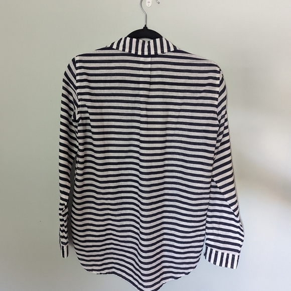 Zaraâ•‘Button Down Striped Shirtâ•‘Size XS - Picture 2 of 5